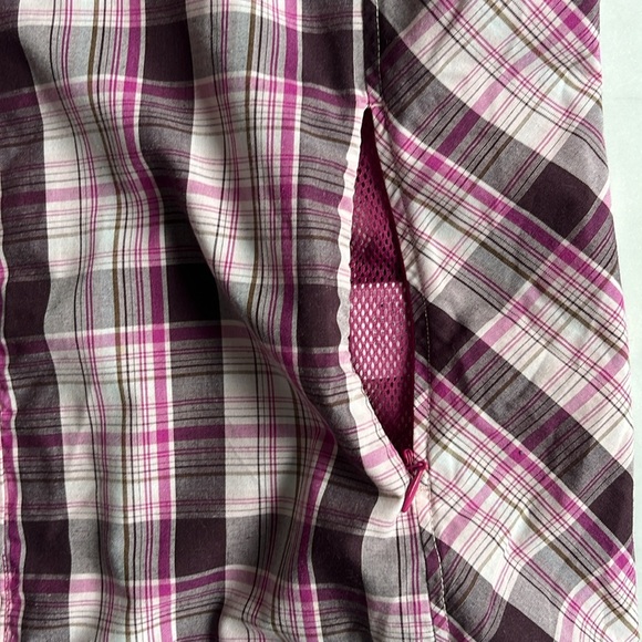 Fjallraven Short Sleeve Button Up Plaid‎ Shirt in Purple size medium - Picture 13 of 13